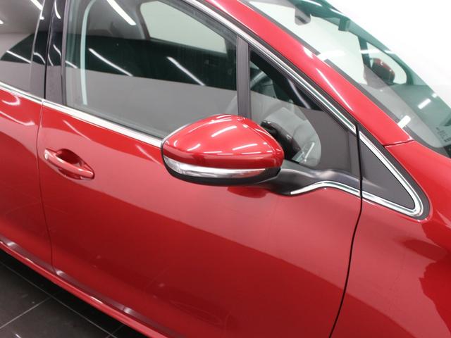 ２０８ アリュール　ファンエディション　ディスプレイオーディオ　カープレイ　Ｂｌｕｅｔｏｏｔｈ　Ｂカメラ　ＥＴＣ　オートライト　純正アルミホイール　オートエアコン　クルコン　アイドリングストップ　衝突被害軽減ブレーキ（59枚目）