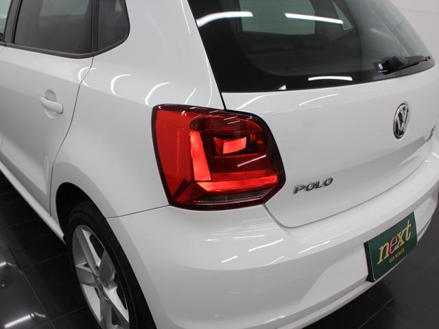 ポロ ＴＳＩハイライン　フルセグナビ　Ｂｌｕｅｔｏｏｔｈ　ＵＳＢ入力　Ｂカメラ　ＬＥＤライト　オートライト　純正ＡＷ　ＥＴＣ　クルコン　衝突被害軽減ブレーキ　ハーフレザーシート　シートヒーター　ステリモ　パドルシフト（58枚目）