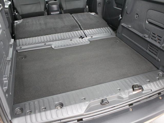 フルセグナビ　Ｂｌｕｅｔｏｏｔｈ　ＵＳＢ入力　バックカメラ　オートエアコン　ＥＴＣ　オートライト　マルチルーフレール　フォグランプ　スライドドア