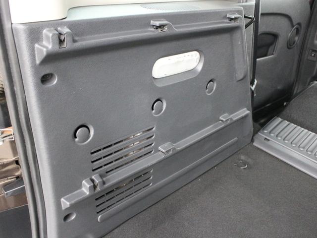 フルセグナビ　Ｂｌｕｅｔｏｏｔｈ　ＵＳＢ入力　バックカメラ　オートエアコン　ＥＴＣ　オートライト　マルチルーフレール　フォグランプ　スライドドア