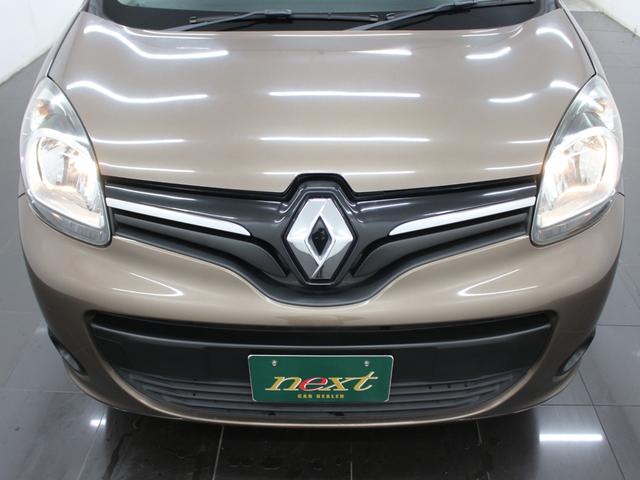 フルセグナビ　Ｂｌｕｅｔｏｏｔｈ　ＵＳＢ入力　バックカメラ　オートエアコン　ＥＴＣ　オートライト　マルチルーフレール　フォグランプ　スライドドア