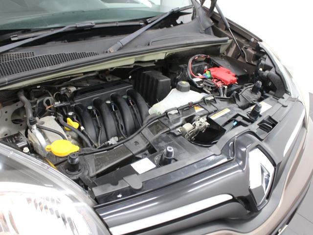 フルセグナビ　Ｂｌｕｅｔｏｏｔｈ　ＵＳＢ入力　バックカメラ　オートエアコン　ＥＴＣ　オートライト　マルチルーフレール　フォグランプ　スライドドア