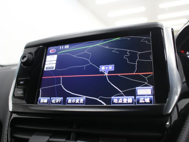 フルセグナビ　Ｂｌｕｅｔｏｏｔｈ　ＵＳＢ入力　ＨＩＤライト　オートライト　純正アルミホイール　ＥＴＣ　アイドリングストップ　アクティブシティーブレーキ　クルコン　バックカメラ　ステアリングリモコン