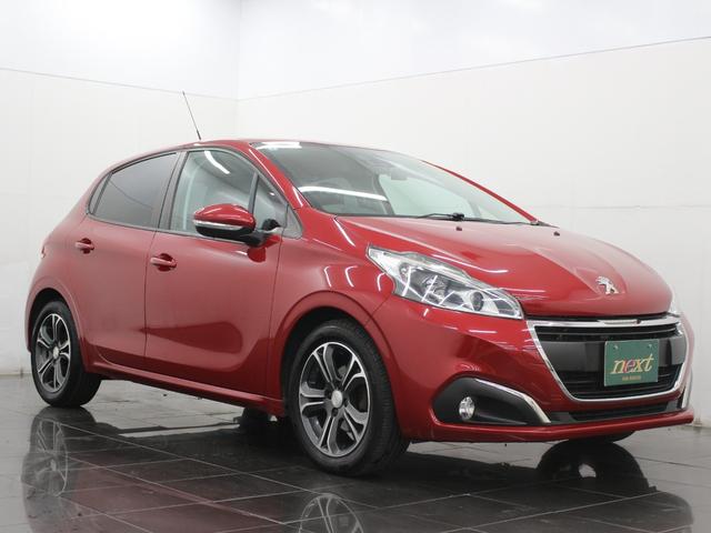 フルセグナビ　Ｂｌｕｅｔｏｏｔｈ　ＵＳＢ入力　ＨＩＤライト　オートライト　純正アルミホイール　ＥＴＣ　アイドリングストップ　アクティブシティーブレーキ　クルコン　バックカメラ　ステアリングリモコン