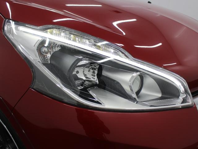 フルセグナビ　Ｂｌｕｅｔｏｏｔｈ　ＵＳＢ入力　ＨＩＤライト　オートライト　純正アルミホイール　ＥＴＣ　アイドリングストップ　アクティブシティーブレーキ　クルコン　バックカメラ　ステアリングリモコン