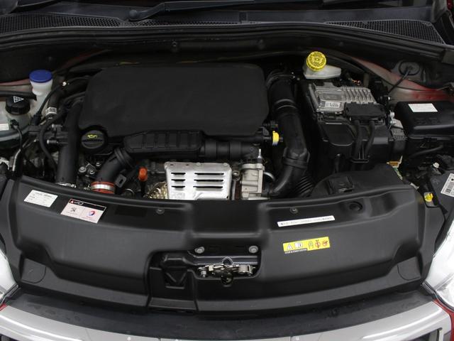 フルセグナビ　Ｂｌｕｅｔｏｏｔｈ　ＵＳＢ入力　ＨＩＤライト　オートライト　純正アルミホイール　ＥＴＣ　アイドリングストップ　アクティブシティーブレーキ　クルコン　バックカメラ　ステアリングリモコン