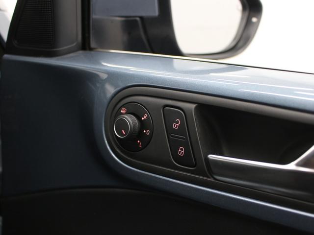 ザ・ビートル デザイン 純正ナビ フルセグ Bluetooth USB入力 バックカメラ ブラインドスポットモニター ETC Pスタート マニュアルモード スマートキー クルコン HIDヘッドライト オートライト 純正AW(50枚目)