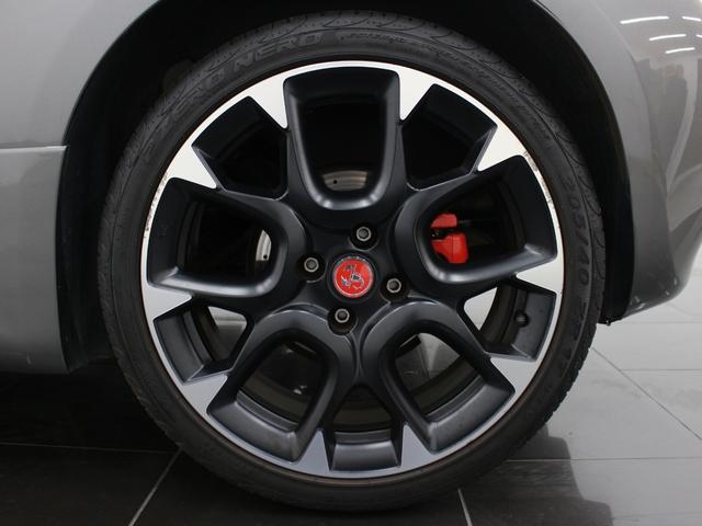 アバルト５９５ コンペティツィオーネ　フルセグナビ　Ｂｌｕｅｔｏｏｔｈ　ＵＳＢ入力　ＥＴＣ　オートＡＣ　Ｂカメラ　パドルシフト　ＴＦＴメーター　サベルトスポーツシート　レコードモンツァマフラー　ＨＩＤライト　純正ＡＷ　Ｂソナー　後期モデル（23枚目）