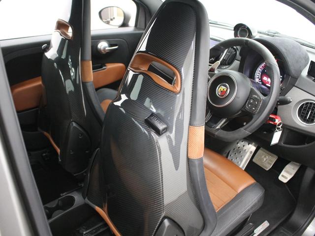 アバルト５９５ コンペティツィオーネ　フルセグナビ　Ｂｌｕｅｔｏｏｔｈ　ＵＳＢ入力　ＥＴＣ　オートＡＣ　Ｂカメラ　パドルシフト　ＴＦＴメーター　サベルトスポーツシート　レコードモンツァマフラー　ＨＩＤライト　純正ＡＷ　Ｂソナー　後期モデル（30枚目）