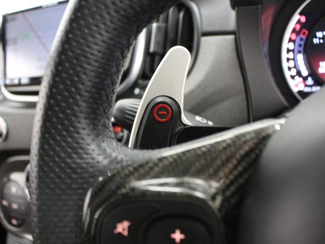 アバルト５９５ コンペティツィオーネ　フルセグナビ　Ｂｌｕｅｔｏｏｔｈ　ＵＳＢ入力　ＥＴＣ　オートＡＣ　Ｂカメラ　パドルシフト　ＴＦＴメーター　サベルトスポーツシート　レコードモンツァマフラー　ＨＩＤライト　純正ＡＷ　Ｂソナー　後期モデル（42枚目）