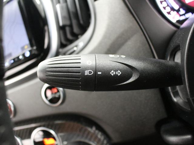 アバルト５９５ コンペティツィオーネ　フルセグナビ　Ｂｌｕｅｔｏｏｔｈ　ＵＳＢ入力　ＥＴＣ　オートＡＣ　Ｂカメラ　パドルシフト　ＴＦＴメーター　サベルトスポーツシート　レコードモンツァマフラー　ＨＩＤライト　純正ＡＷ　Ｂソナー　後期モデル（43枚目）