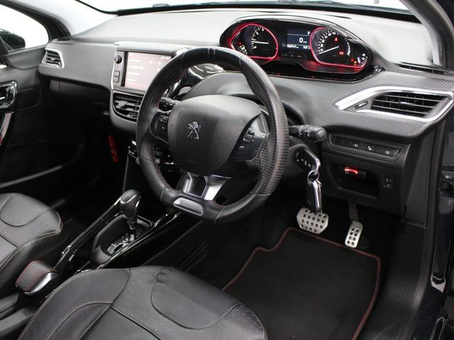 ２００８ ＧＴライン　ブラックパック　限定車　純正オーディオ　カープレイ　Ｂｌｕｅｔｏｏｔｈ　ＵＳＢ入力　オートライト　ＥＴＣ　Ｃセンサー　グリップコントロール　パークアシスト　衝突被害軽減システム　クルコン　シートヒーター　Ｂカメラ（9枚目）