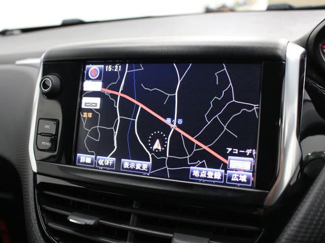 ２０８ アリュール　シエロプラス　純正ナビ　フルセグ　Ｂｌｕｅｔｏｏｔｈ　Ｂカメラ　ＵＳＢ入力　ＥＴＣ　オートライト　オートエアコン　純正ＡＷ　Ｂソナー　衝突被害軽減システム　アイドリングストップ　パノラマガラスルーフ　限定車（6枚目）