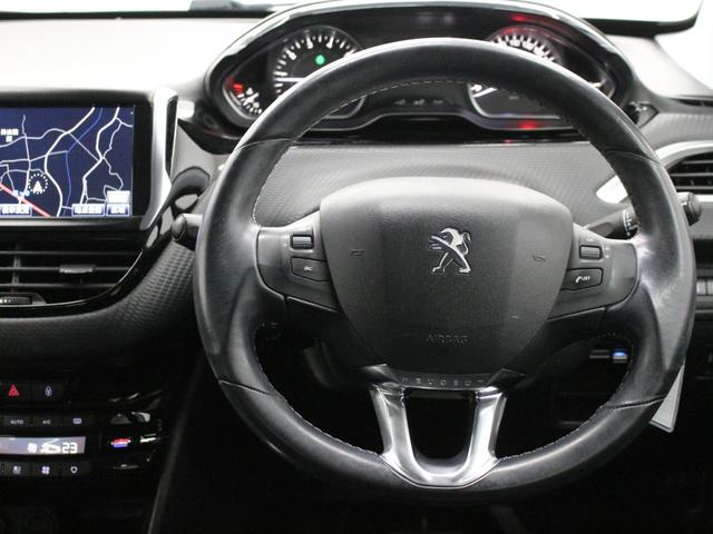 ２０８ アリュール　シエロプラス　純正ナビ　フルセグ　Ｂｌｕｅｔｏｏｔｈ　Ｂカメラ　ＵＳＢ入力　ＥＴＣ　オートライト　オートエアコン　純正ＡＷ　Ｂソナー　衝突被害軽減システム　アイドリングストップ　パノラマガラスルーフ　限定車（32枚目）