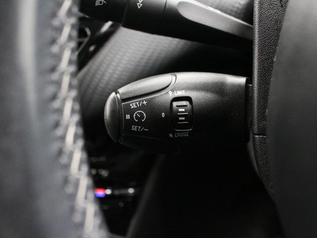 ２０８ アリュール　シエロプラス　純正ナビ　フルセグ　Ｂｌｕｅｔｏｏｔｈ　Ｂカメラ　ＵＳＢ入力　ＥＴＣ　オートライト　オートエアコン　純正ＡＷ　Ｂソナー　衝突被害軽減システム　アイドリングストップ　パノラマガラスルーフ　限定車（42枚目）