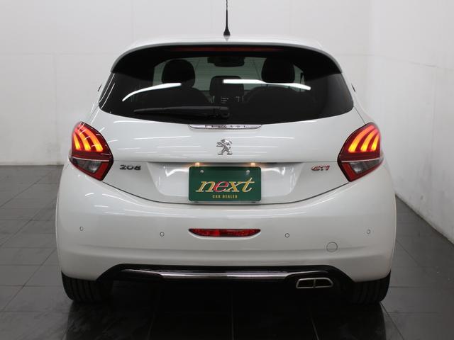 ２０８ ＧＴｉ　純正ナビ　フルセグ　Ｂｌｕｅｔｏｏｔｈ　ＵＳＢ入力　ＥＴＣ　ＬＥＤヘッドライト　オートライト　オートＡＣ　クルコン　Ｂソナー　衝突被害軽減システム　純正ＡＷ　ハーフレザーシート　６ＭＴ（4枚目）