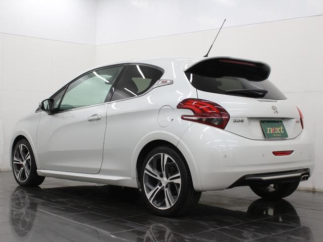 ２０８ ＧＴｉ　純正ナビ　フルセグ　Ｂｌｕｅｔｏｏｔｈ　ＵＳＢ入力　ＥＴＣ　ＬＥＤヘッドライト　オートライト　オートＡＣ　クルコン　Ｂソナー　衝突被害軽減システム　純正ＡＷ　ハーフレザーシート　６ＭＴ（15枚目）