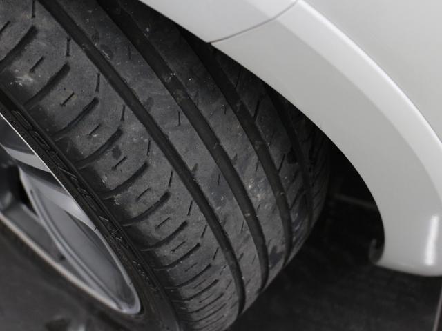 ２０８ ＧＴｉ　純正ナビ　フルセグ　Ｂｌｕｅｔｏｏｔｈ　ＵＳＢ入力　ＥＴＣ　ＬＥＤヘッドライト　オートライト　オートＡＣ　クルコン　Ｂソナー　衝突被害軽減システム　純正ＡＷ　ハーフレザーシート　６ＭＴ（25枚目）