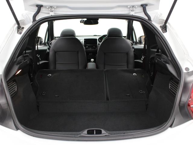 ２０８ ＧＴｉ　純正ナビ　フルセグ　Ｂｌｕｅｔｏｏｔｈ　ＵＳＢ入力　ＥＴＣ　ＬＥＤヘッドライト　オートライト　オートＡＣ　クルコン　Ｂソナー　衝突被害軽減システム　純正ＡＷ　ハーフレザーシート　６ＭＴ（35枚目）