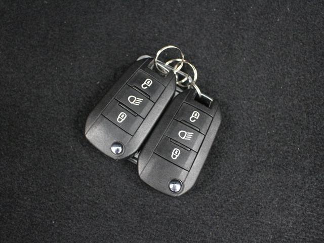 ２０８ ＧＴｉ　純正ナビ　フルセグ　Ｂｌｕｅｔｏｏｔｈ　ＵＳＢ入力　ＥＴＣ　ＬＥＤヘッドライト　オートライト　オートＡＣ　クルコン　Ｂソナー　衝突被害軽減システム　純正ＡＷ　ハーフレザーシート　６ＭＴ（38枚目）