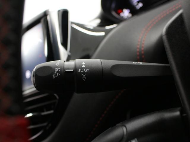 ２０８ ＧＴｉ　純正ナビ　フルセグ　Ｂｌｕｅｔｏｏｔｈ　ＵＳＢ入力　ＥＴＣ　ＬＥＤヘッドライト　オートライト　オートＡＣ　クルコン　Ｂソナー　衝突被害軽減システム　純正ＡＷ　ハーフレザーシート　６ＭＴ（42枚目）