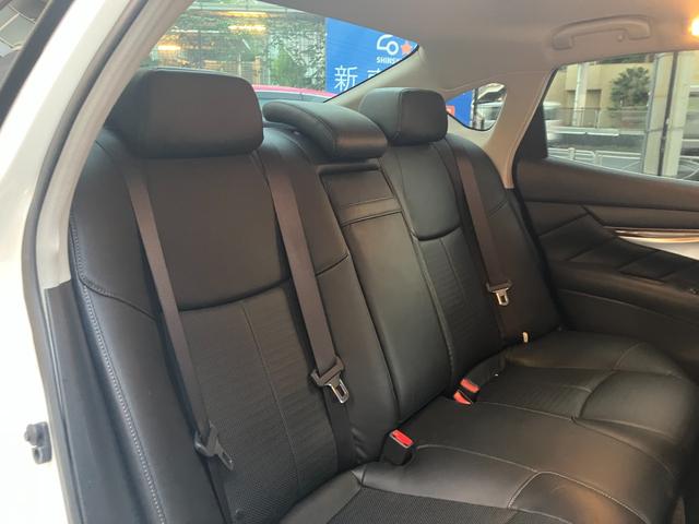 フーガ 370GT タイプS 純正ナビ/本革シート/ETC/シートヒーター/シートクーラー/全方位モニター/スマートキー(13枚目)