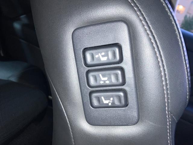 フーガ 370GT タイプS 純正ナビ/本革シート/ETC/シートヒーター/シートクーラー/全方位モニター/スマートキー(34枚目)