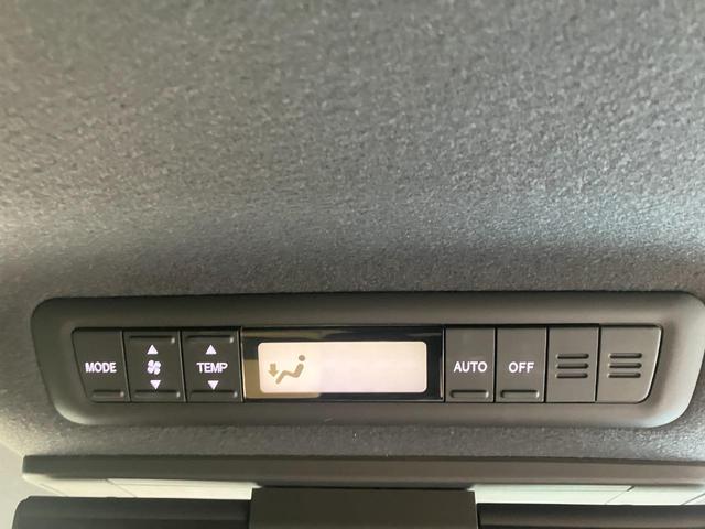 エスティマハイブリッド アエラス スマート ツートンカラー/4WD/純正アルミ有/レザーシート/純正ナビ/フリップダウンモニター/スマートキー/ETC/両側自動ドア(12枚目)