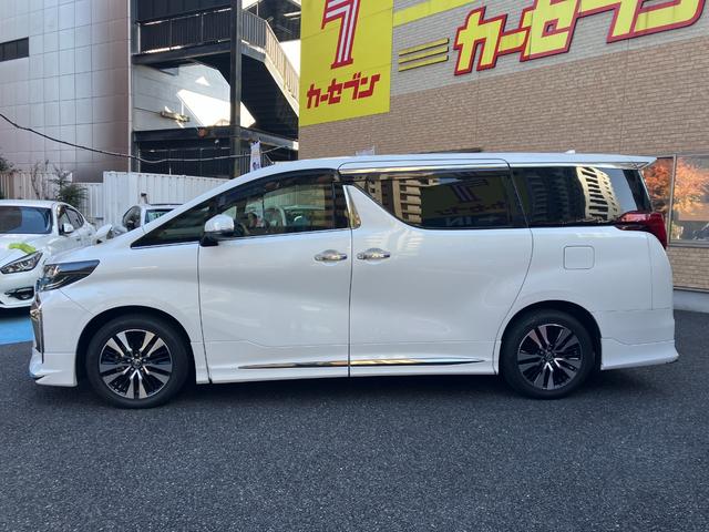 アルファードハイブリッド Ｓ　タイプゴールドＩＩ　モデリスタフルエアロ／ＢＳＭ／デジタルインナーミラー／ツインサンルーフ／後席モニター／三眼ＬＥＤ／ＴＲＤブレースセット／２０２５レグノＧＲ－Ｘ３／スマートキー×２（17枚目）