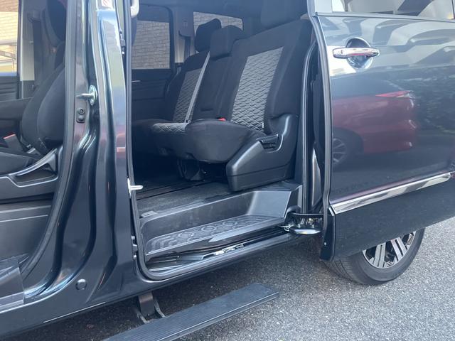 デリカＤ：５ Ｐ　アルパイン１１インチナビ／アルパイン後席モニター、社外ユニバーサルステップ／全方向カメラ／ブラインドスポットモニター、ＥＴＣ、ＬＥＤライト（8枚目）