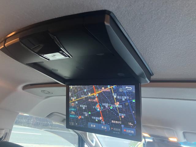 デリカＤ：５ Ｐ　アルパイン１１インチナビ／アルパイン後席モニター、社外ユニバーサルステップ／全方向カメラ／ブラインドスポットモニター、ＥＴＣ、ＬＥＤライト（11枚目）