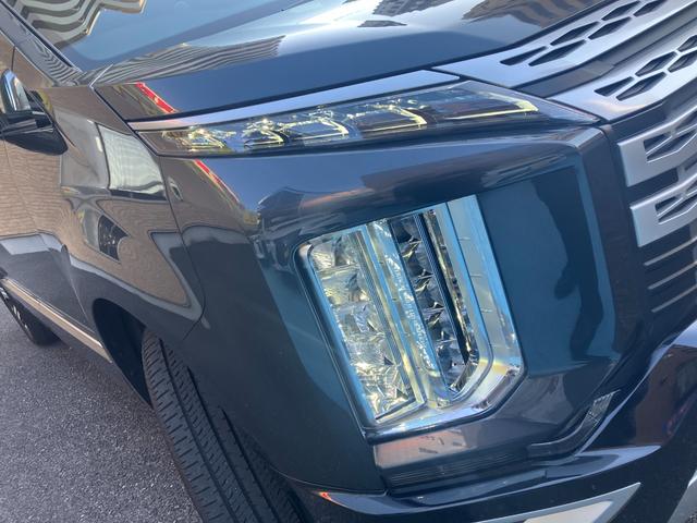 デリカＤ：５ Ｐ　アルパイン１１インチナビ／アルパイン後席モニター、社外ユニバーサルステップ／全方向カメラ／ブラインドスポットモニター、ＥＴＣ、ＬＥＤライト（17枚目）