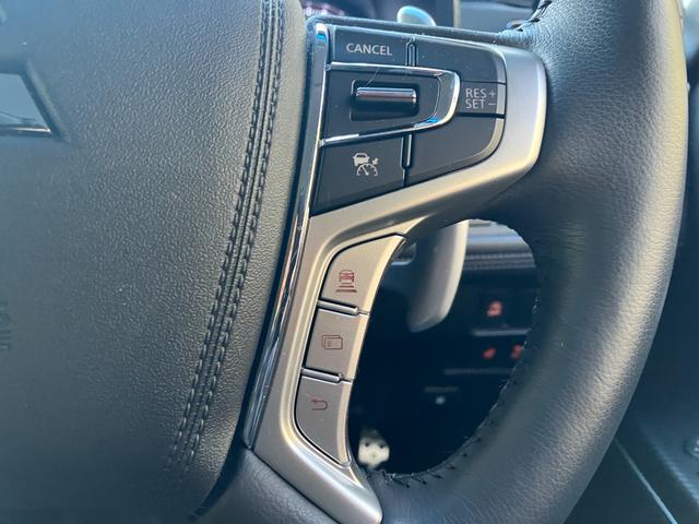 デリカＤ：５ Ｐ　アルパイン１１インチナビ／アルパイン後席モニター、社外ユニバーサルステップ／全方向カメラ／ブラインドスポットモニター、ＥＴＣ、ＬＥＤライト（33枚目）