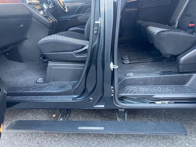 デリカＤ：５ Ｐ　アルパイン１１インチナビ／アルパイン後席モニター、社外ユニバーサルステップ／全方向カメラ／ブラインドスポットモニター、ＥＴＣ、ＬＥＤライト（36枚目）