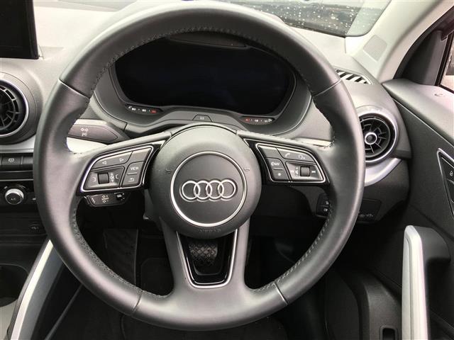 1.0 TFSI スポーツ(8枚目)