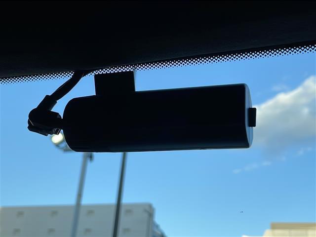 Ｇクラス Ｇ４００ｄ　ＡＭＧライン　ワンオーナー／ラグジュアリーパッケージ／Ｇ　ｍａｎｕｆａｋｔｕｒプログラム／アダプティブダンピングシステム／ＡＭＧラインパッケージ／ブルメスターオーディオ／レーダークルーズコントロール／ＥＴＣ２．０（10枚目）