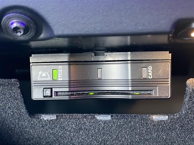 Ｇクラス Ｇ４００ｄ　ＡＭＧライン　ワンオーナー／ラグジュアリーパッケージ／Ｇ　ｍａｎｕｆａｋｔｕｒプログラム／アダプティブダンピングシステム／ＡＭＧラインパッケージ／ブルメスターオーディオ／レーダークルーズコントロール／ＥＴＣ２．０（11枚目）