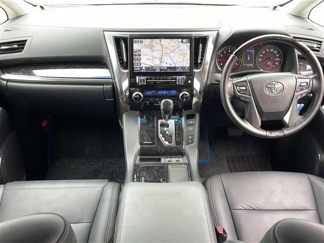 アルファード ２．５Ｓ　Ｃパッケージ　ワンオーナー／ＡＬＰＩＮＥナビ／ＡＬＰＩＮＥフルエアロ／ＡＬＰＩＮＥフリップダウンモニター／デジタルインナーミラー／ツインムーンルーフ／パワーシート／シートヒーター／エアーシート／ＥＴＣ／オットマン（2枚目）