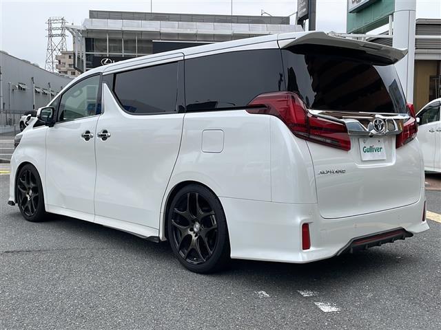 アルファード ２．５Ｓ　Ｃパッケージ　ワンオーナー／ＡＬＰＩＮＥナビ／ＡＬＰＩＮＥフルエアロ／ＡＬＰＩＮＥフリップダウンモニター／デジタルインナーミラー／ツインムーンルーフ／パワーシート／シートヒーター／エアーシート／ＥＴＣ／オットマン（30枚目）