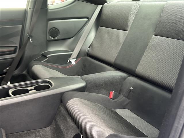 店頭在庫以外にも全国約４万台※の在庫から、ぴったりな１台をご提案します！※２０２３年１０月現在の在庫台数です。売約済の可能性があります。