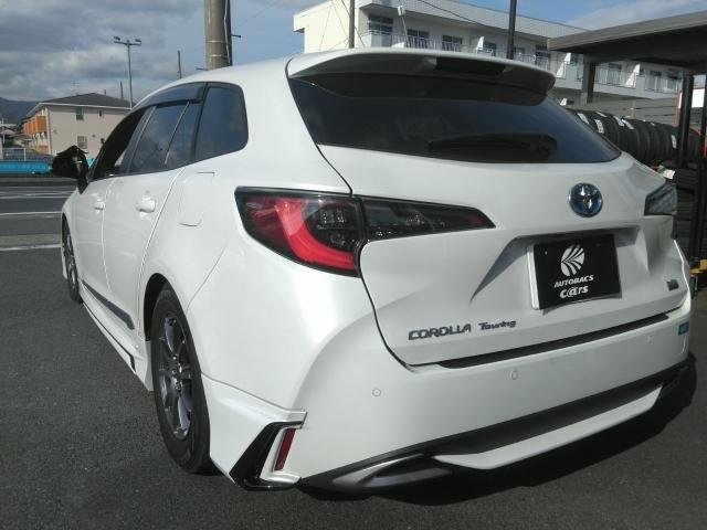 カローラツーリング ハイブリッド ダブルバイビー ワンオーナー キーレス フルセグ ナビ&TV 15アルミホイール エアバッグ オートマ フル装備 ETC バックカメラ スマートキー(3枚目)