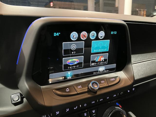 シボレーカマロ ＳＳ　ディーラー車　Ｐａｎａｓｏｎｉｃナビ　ＴＶ　ＥＴＣ　ＢＳＭ　ＨＵＤ　シートヒーター　シートクーラー　ＢＯＳＥスピーカー　Ａｐｐｌｅカープレイ　ドラレコ　　レーシングストライプ　純正２０インチＡＷ（31枚目）