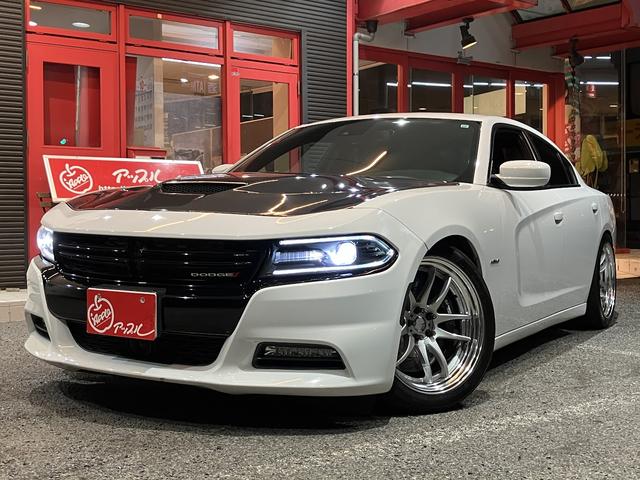 ダッジ・チャージャー(ダッジ)R/T V8 5700cc ダッジ・チャージャー(ダッジ)R/T V8 5700cc