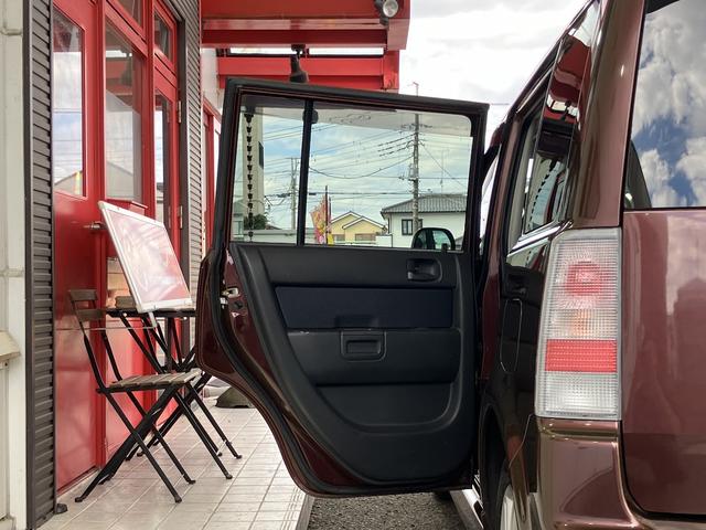 TOYOTA bB Z X VERSION MAZIORAII