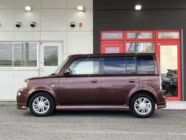 TOYOTA bB Z X VERSION MAZIORAII