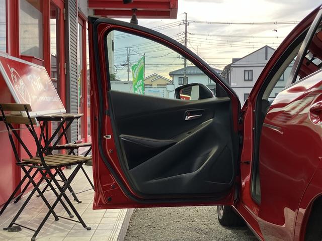 デミオ ＸＤツーリング　車検２年付　純正ナビ　フルセグＴＶ　ＥＴＣ　プッシュスタート　クルコン　ＬＥＤヘッドライト　スマートキー　ＨＵＤ（38枚目）