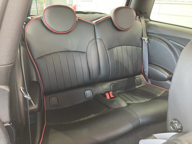 MINI ジョンクーパWワールドチャンピオンシップ50 国内限定10台 6MT R56 限定色コンナットグリーン サイン入りボンネットストライプ レザーシート JCW専用エアロ 専用17インチAW アルカンターラステアリング ETC レーダー探知機(14枚目)