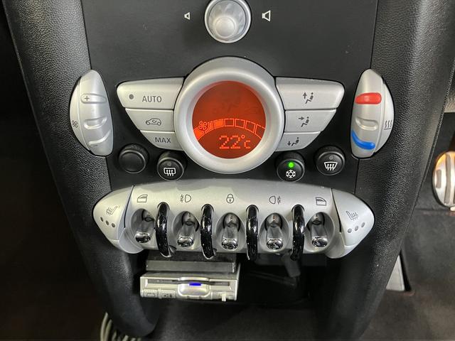 MINI ジョンクーパWワールドチャンピオンシップ50 国内限定10台 6MT R56 限定色コンナットグリーン サイン入りボンネットストライプ レザーシート JCW専用エアロ 専用17インチAW アルカンターラステアリング ETC レーダー探知機(27枚目)