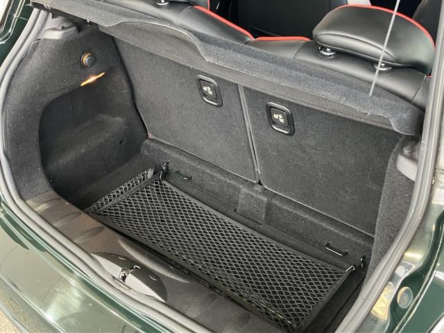 MINI ジョンクーパWワールドチャンピオンシップ50 国内限定10台 6MT R56 限定色コンナットグリーン サイン入りボンネットストライプ レザーシート JCW専用エアロ 専用17インチAW アルカンターラステアリング ETC レーダー探知機(39枚目)