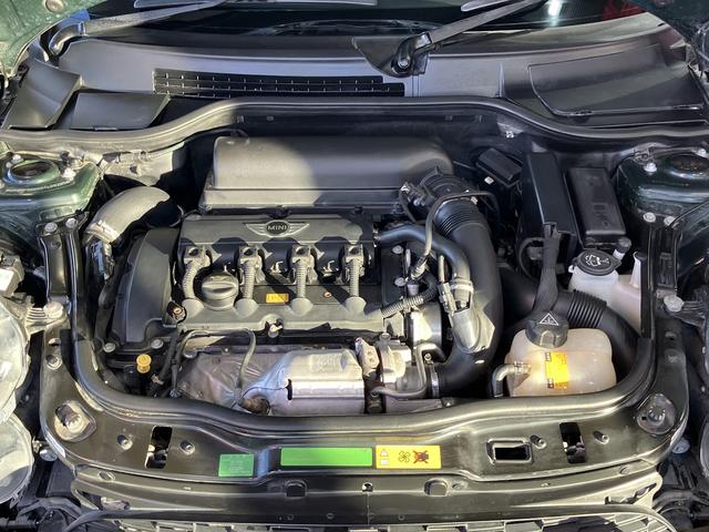 MINI ジョンクーパWワールドチャンピオンシップ50 国内限定10台 6MT R56 限定色コンナットグリーン サイン入りボンネットストライプ レザーシート JCW専用エアロ 専用17インチAW アルカンターラステアリング ETC レーダー探知機(41枚目)